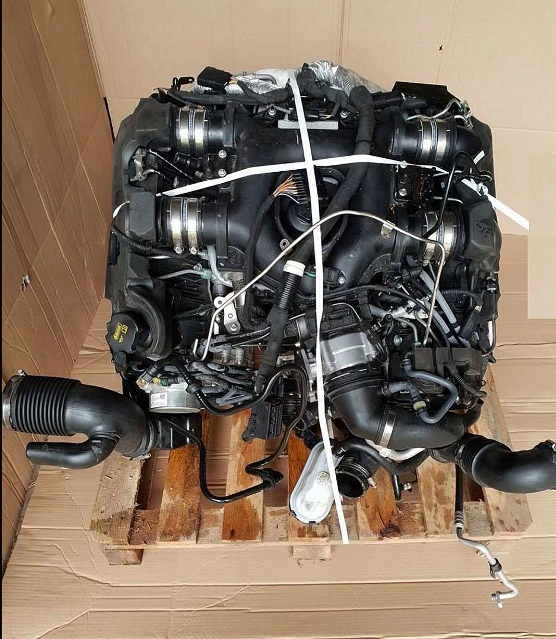 Range Rover 4.4 TDV8 448DT Engine | OEM Diesel Engine for Sale | Low-Mileage Replacement