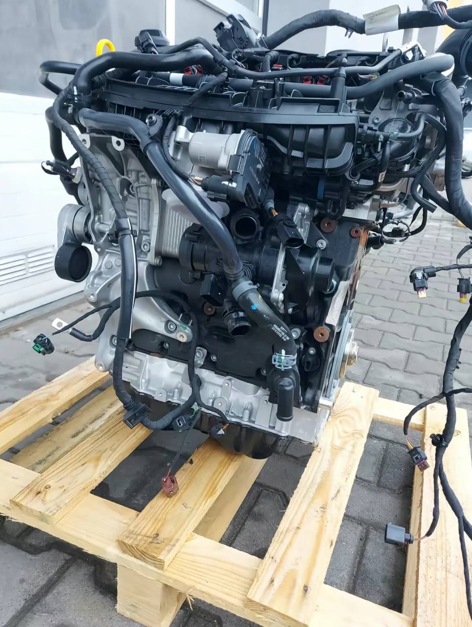 VW / Skoda 2.0 TSI Engine – 64,799 km | Complete Turbo Petrol Engine - Image 3