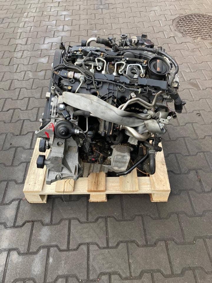 Audi Q5 2.0TDi CGLB Engine - Image 9
